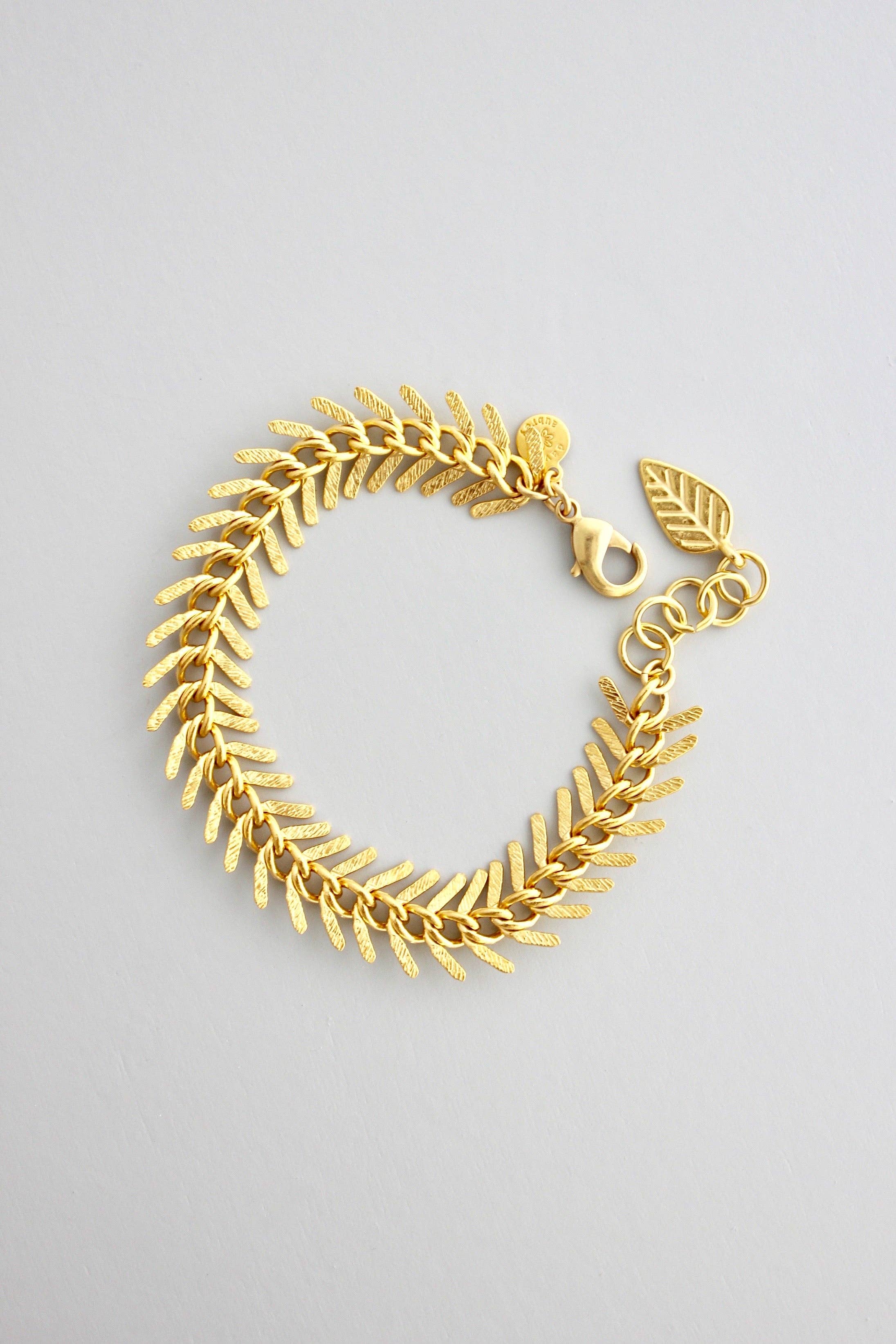 DORB02 18k matte gold fish bone bracelet