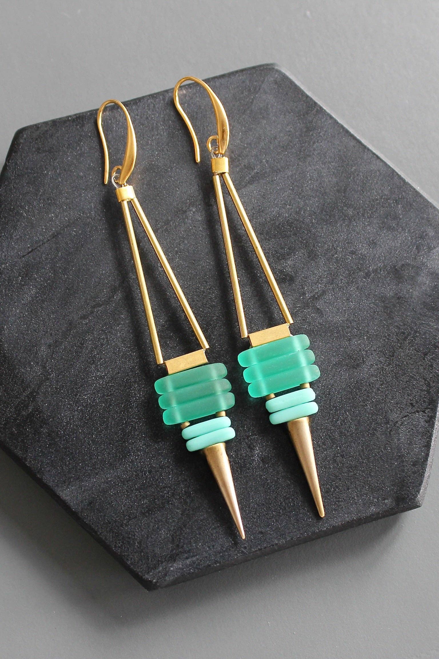 KYLE75 green and turquoise geometric spike earrings