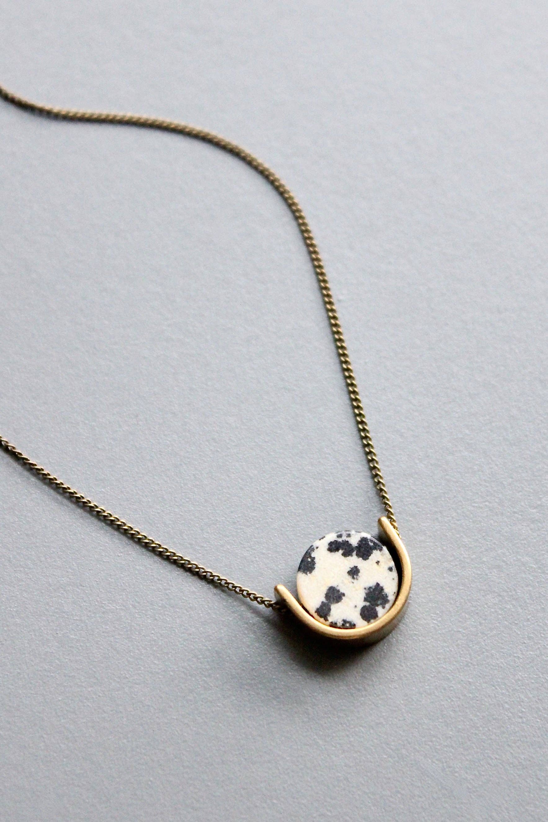 HYL116 Mini dalmatian pendant necklace