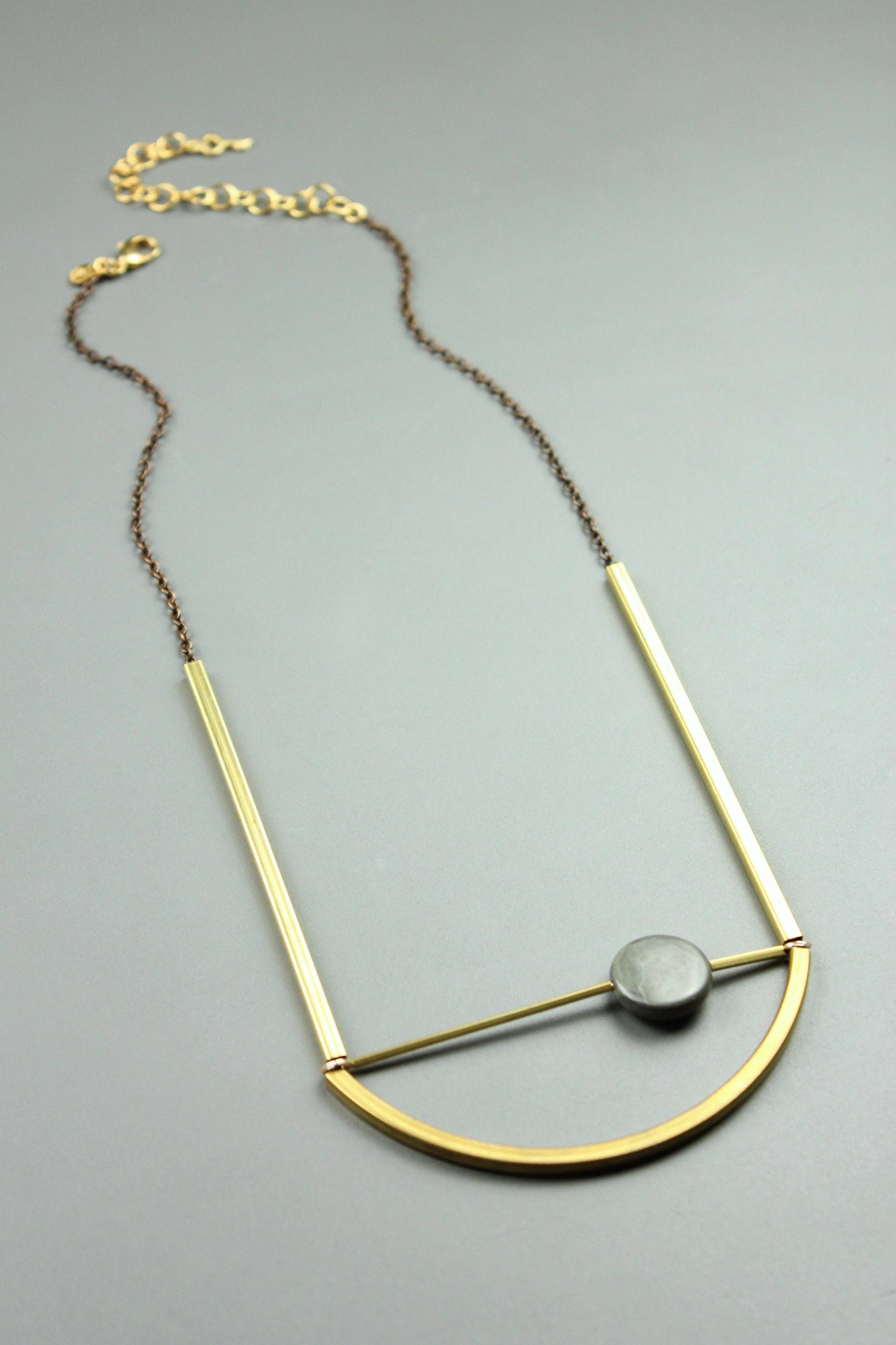 ATH122 Geometric brass necklace