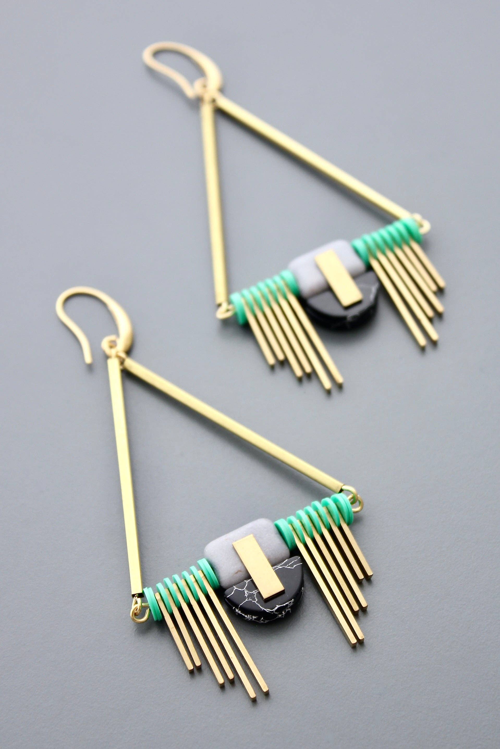 HYLE89 Mint and black Artdeco earrings