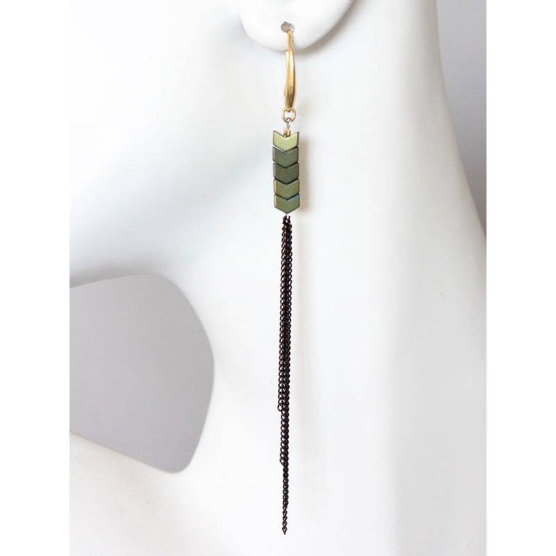 MDSE39 Green hematite &  chain fringe should duster earrings